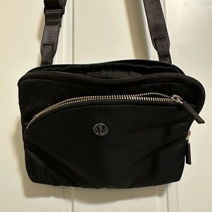 Lululemon black crossbody